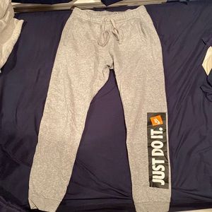 Nike ‘Just Do It’ Fleece Jogger